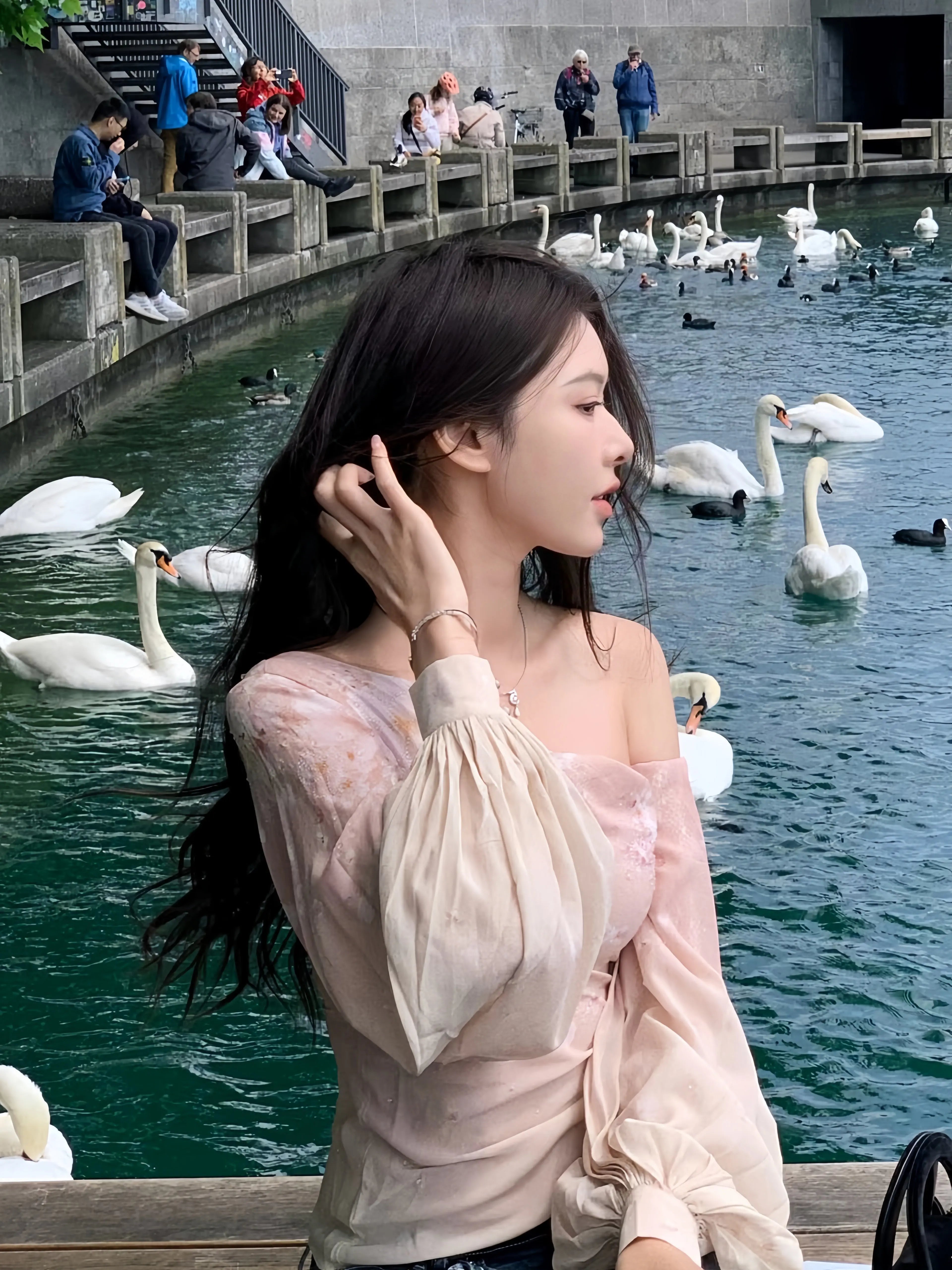 asymmetric top Sheer Snake-Print Off-Shoulder Top - Velanocta