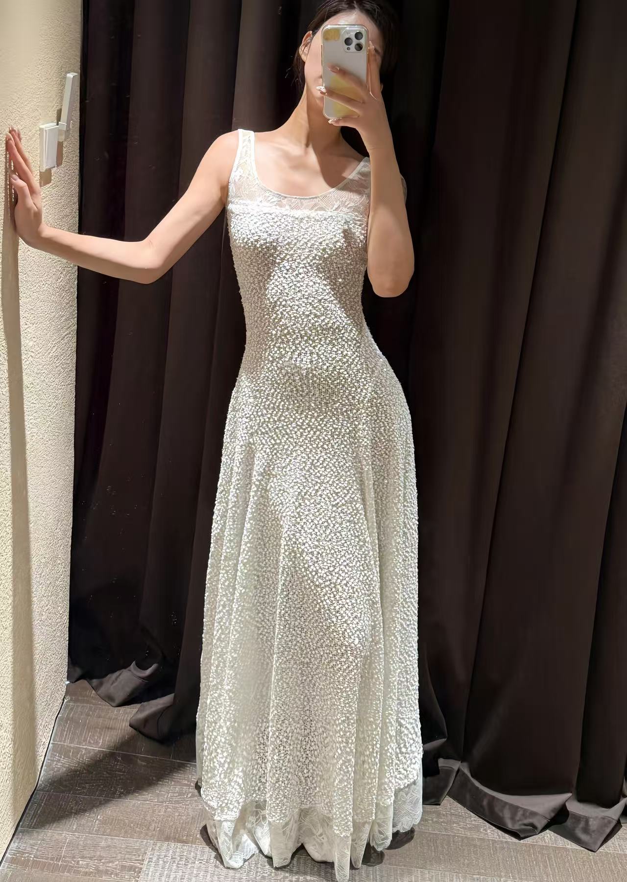 Embellished Lace Scoop-Neck Maxi Dress