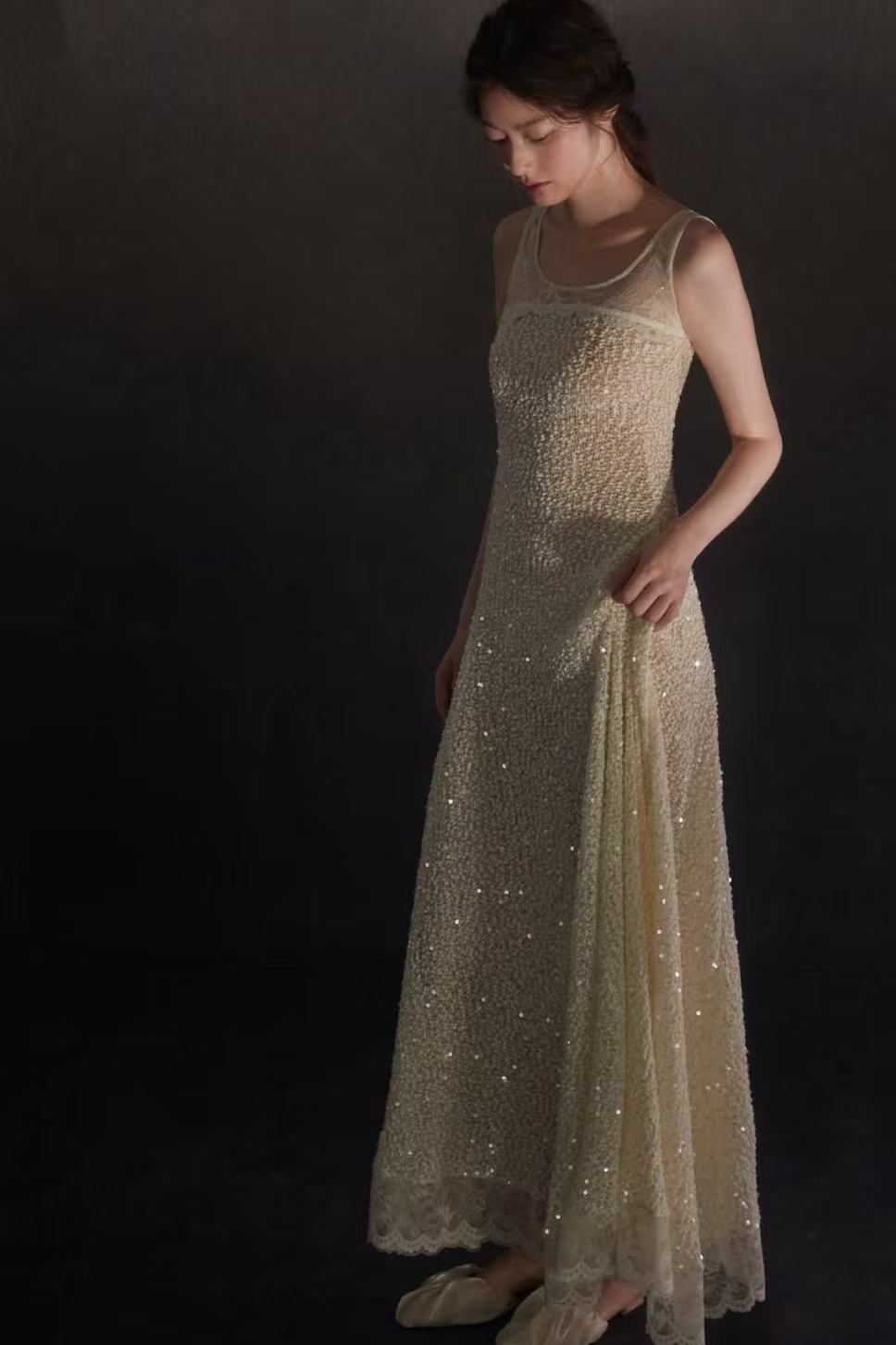 Embellished Lace Scoop-Neck Maxi Dress