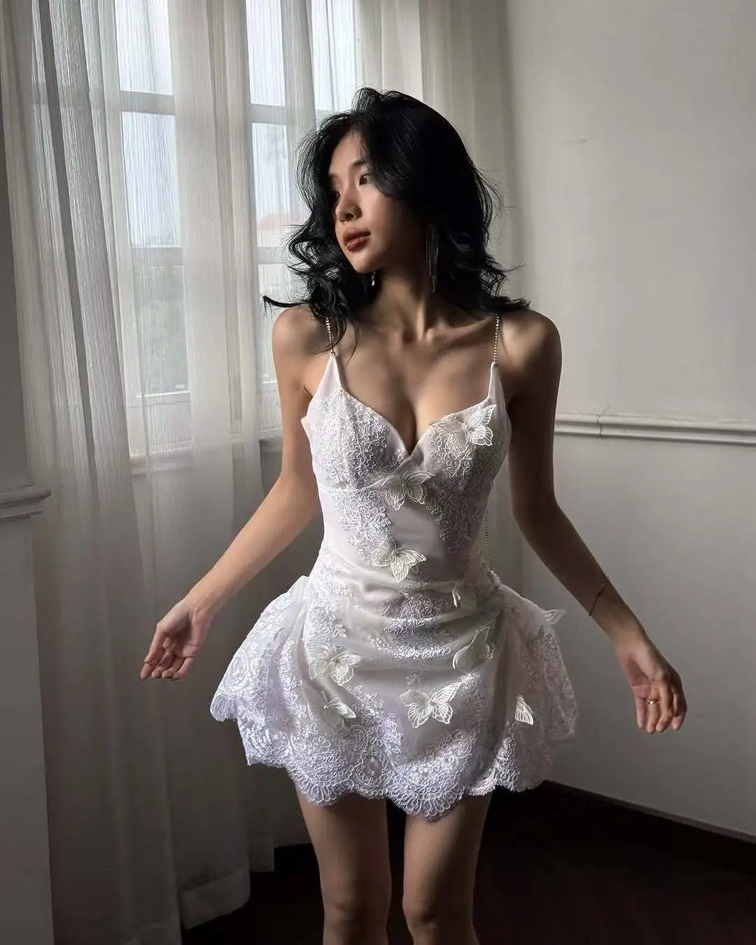 Papillon Lace Mini Dress - Velanocta