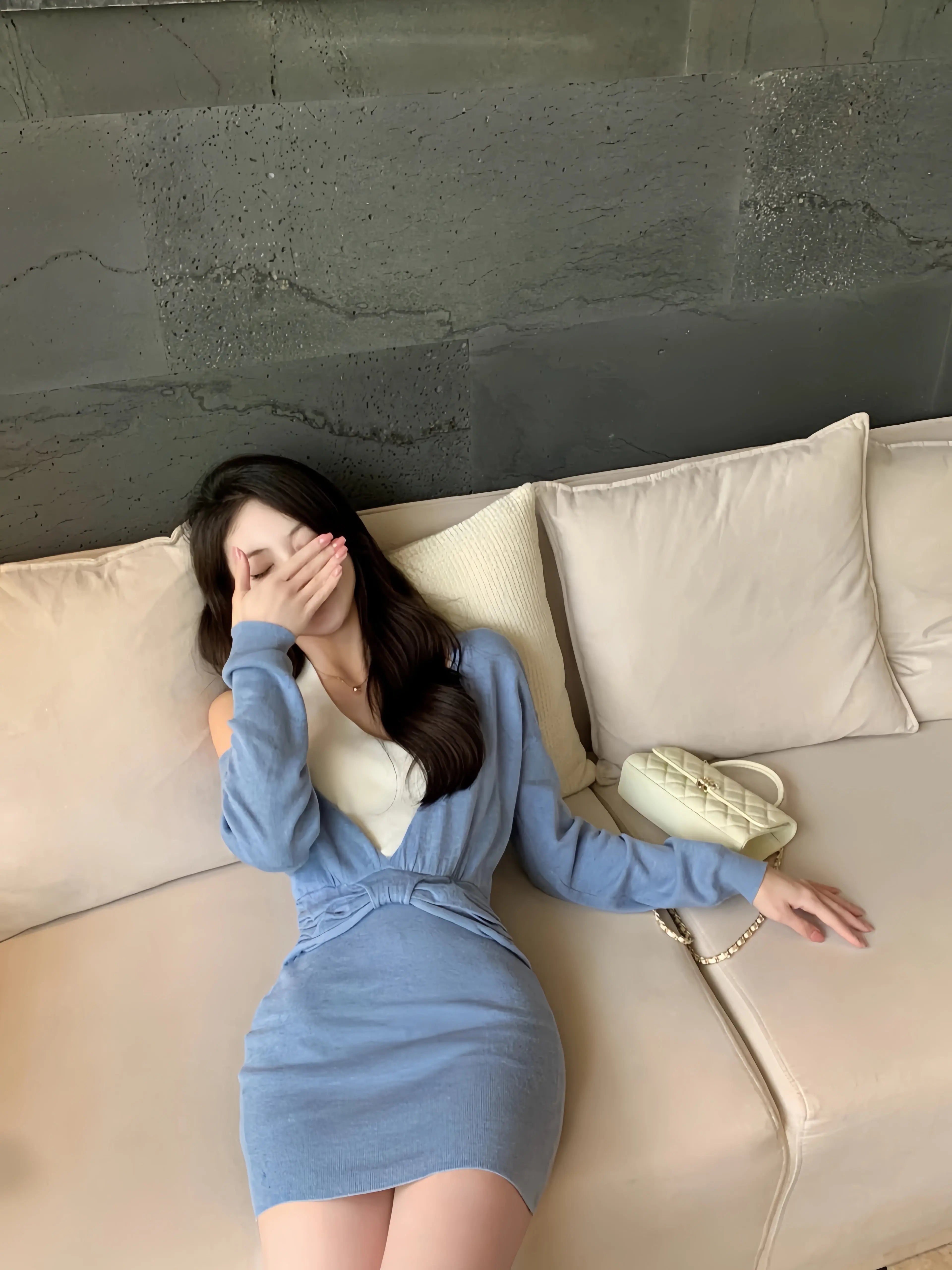 Off-Shoulder Knit Bodycon Dress - Velanocta