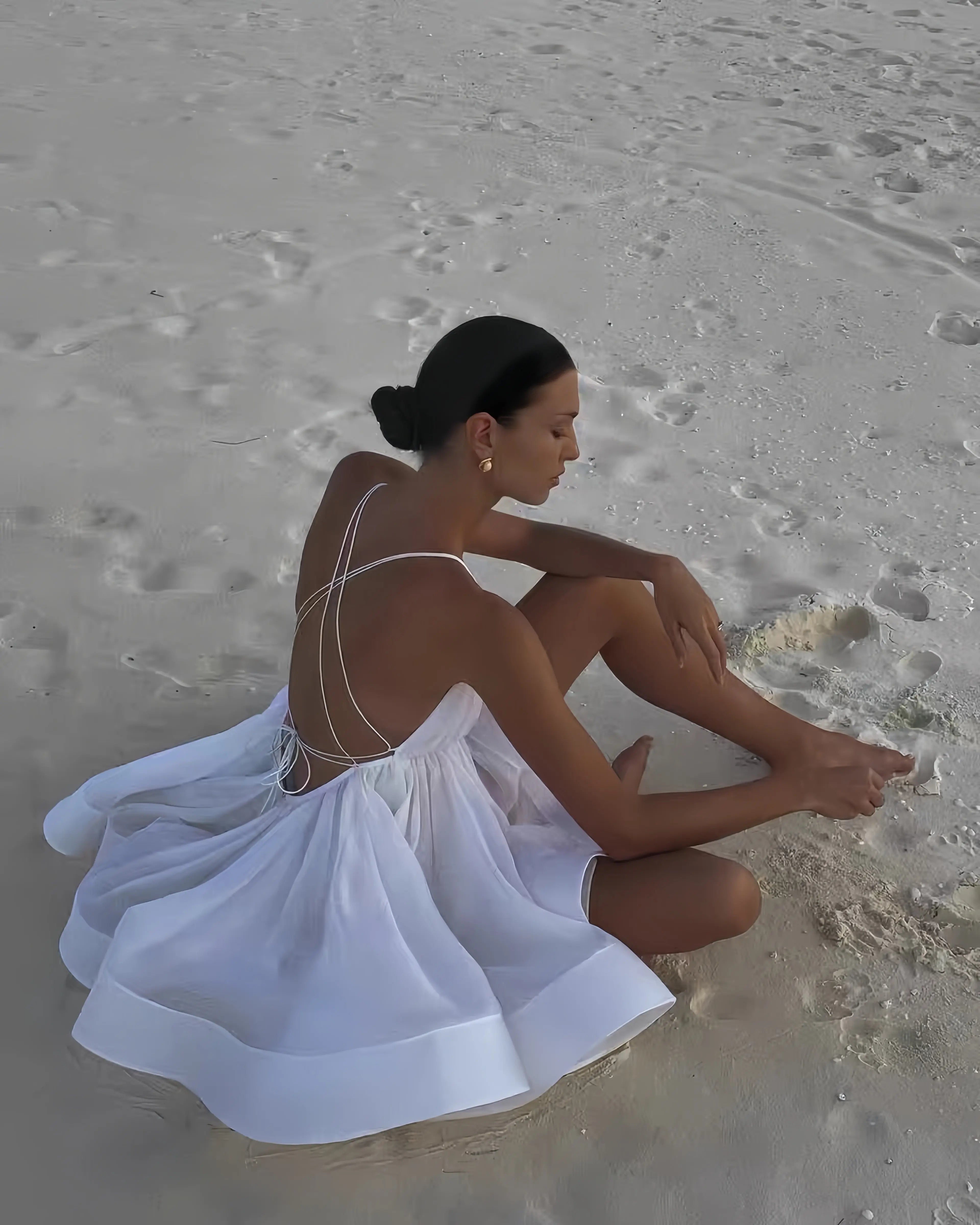 Island Breeze Backless Flare Dress - Velanocta