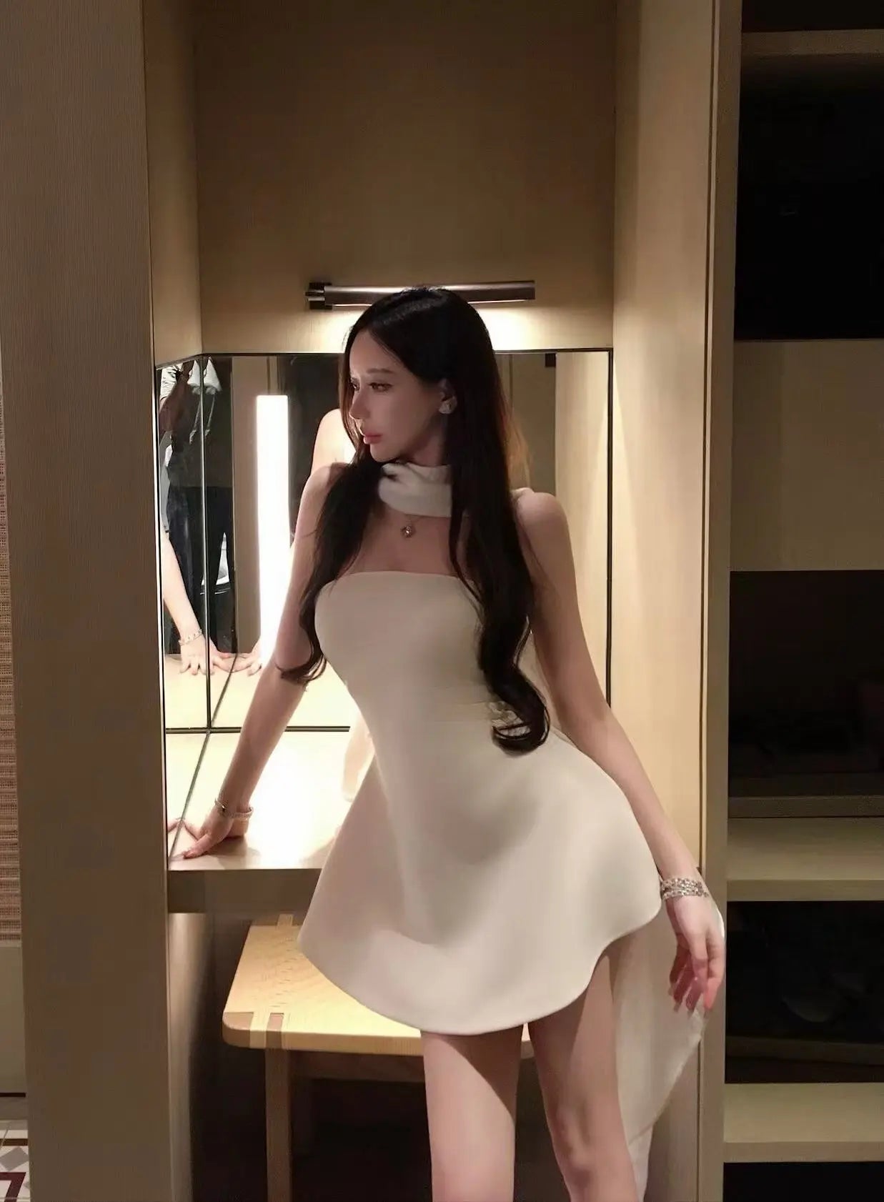 French Luxe Sculpted Mini Dress - Velanocta