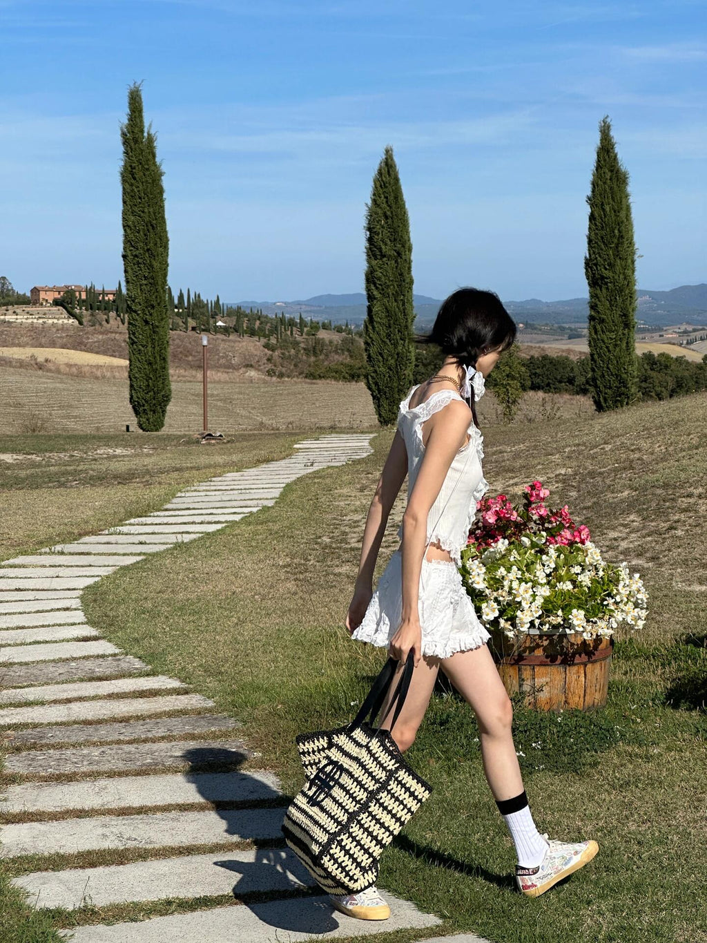 White Lace Trim Sweetheart Tank Top