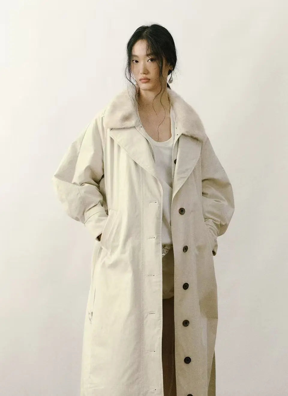The Glamour Essential Faux Coat - Velanocta
