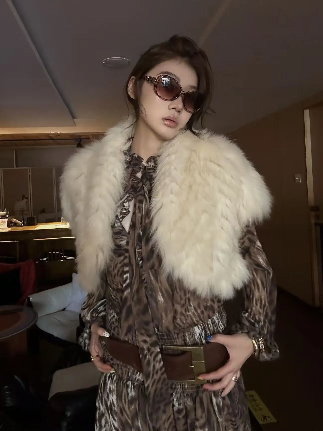 Foxfur Relaxed Drop-Shoulder Vest - Velanocta