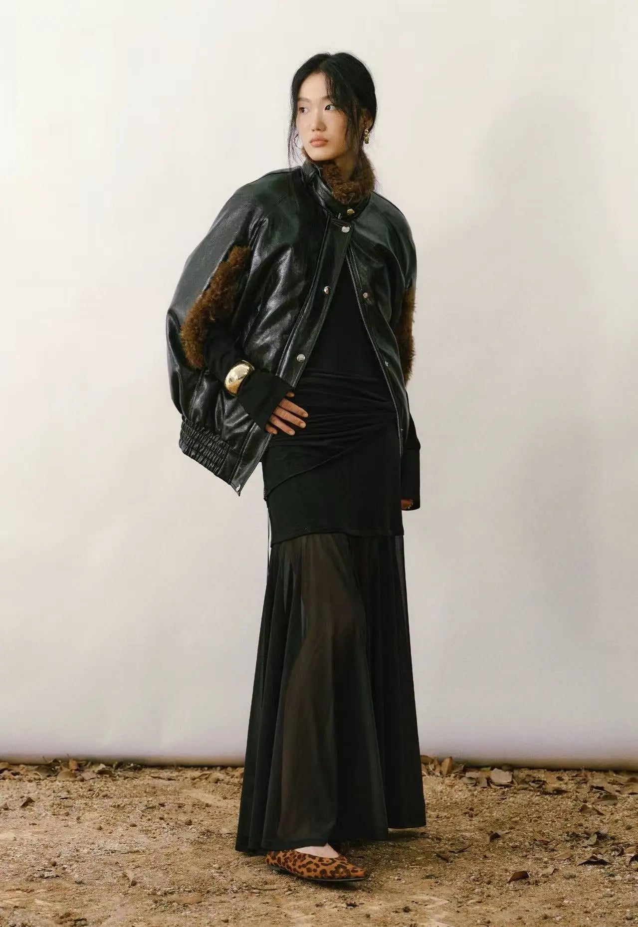 High-Neck Sleeveless PU Cape Jacket - Velanocta