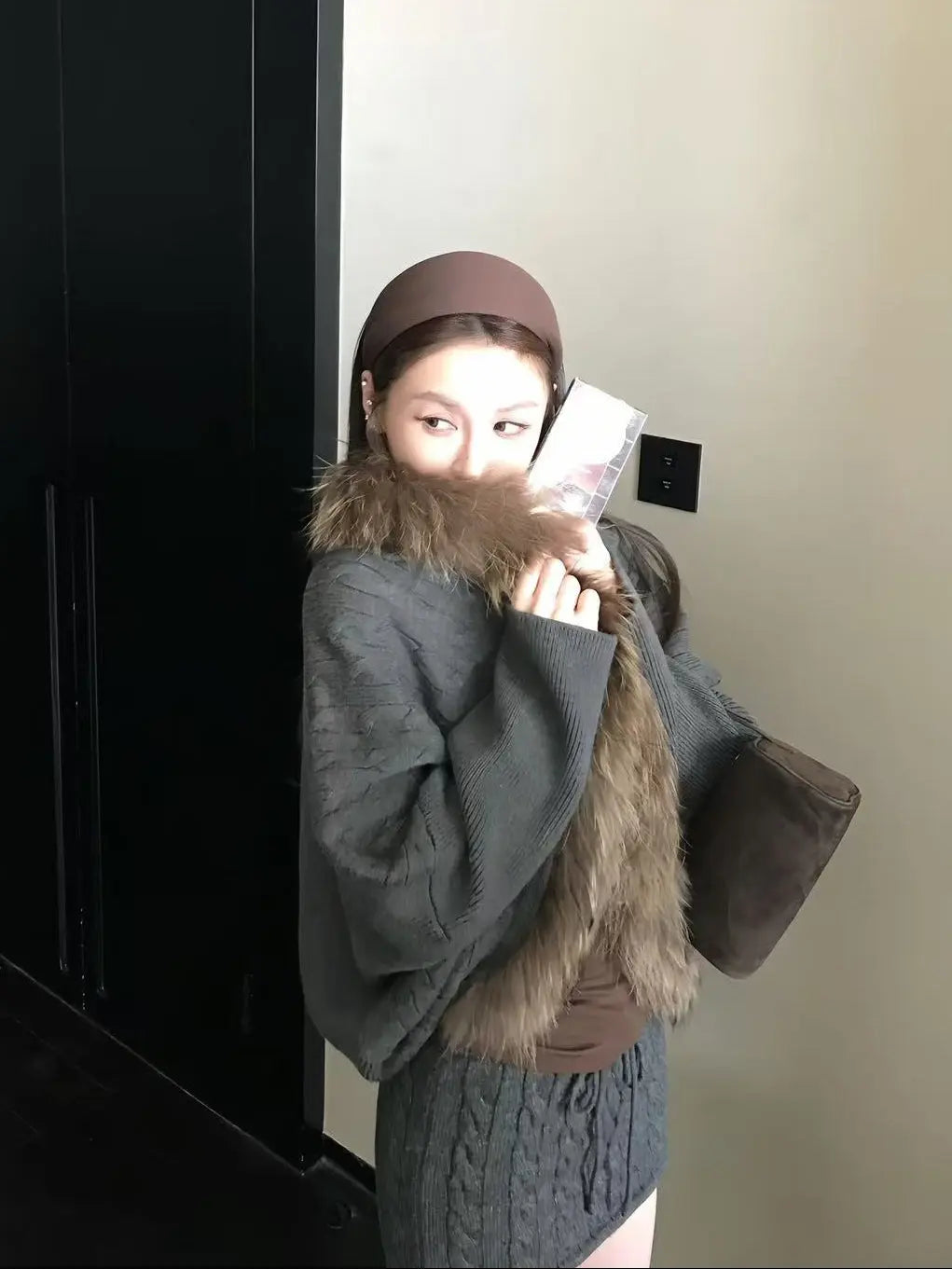 Merino Wool Coat with Oversized Mink-Feel Collar - Velanocta