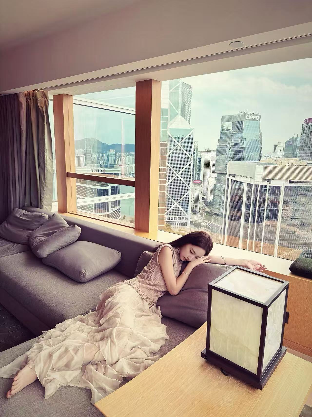 Textured Knit & Layered Chiffon Maxi Dress