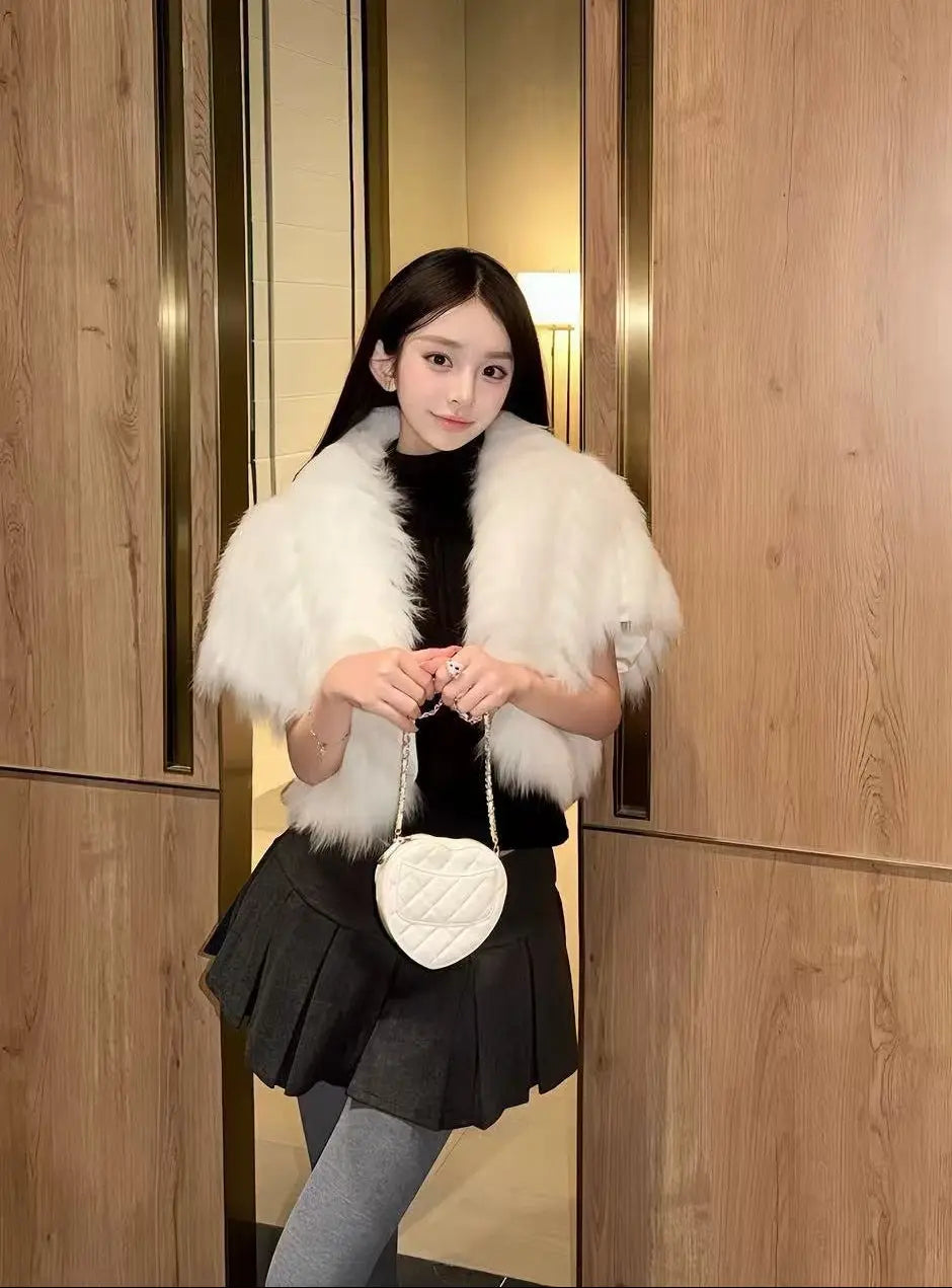 Foxfur Relaxed Drop-Shoulder Vest - Velanocta