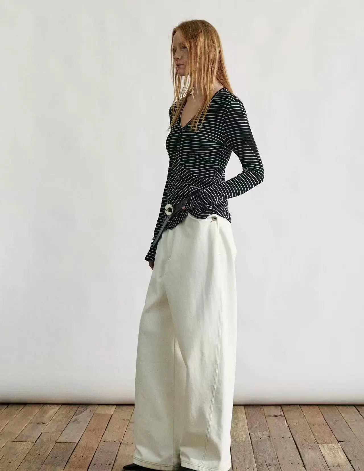 Merino top Twist-Front Striped Knit Top - Velanocta