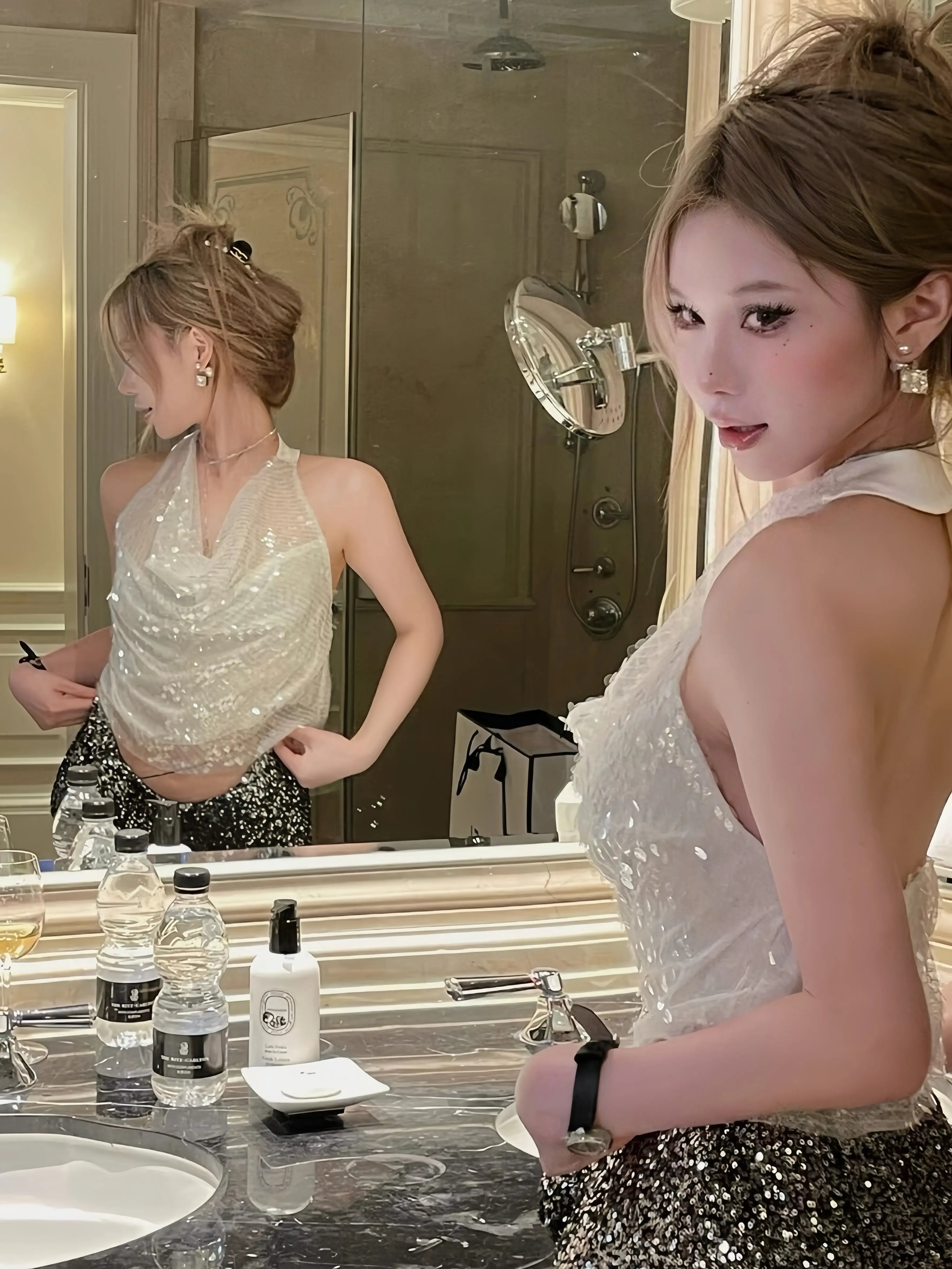 Fluid Draped Halter Neck Backless Top - Velanocta