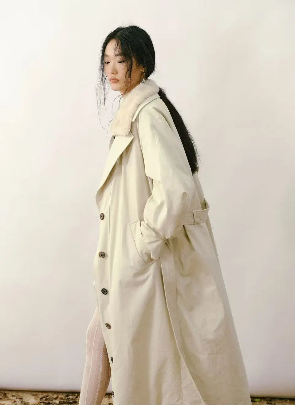 The Glamour Essential Faux Coat - Velanocta