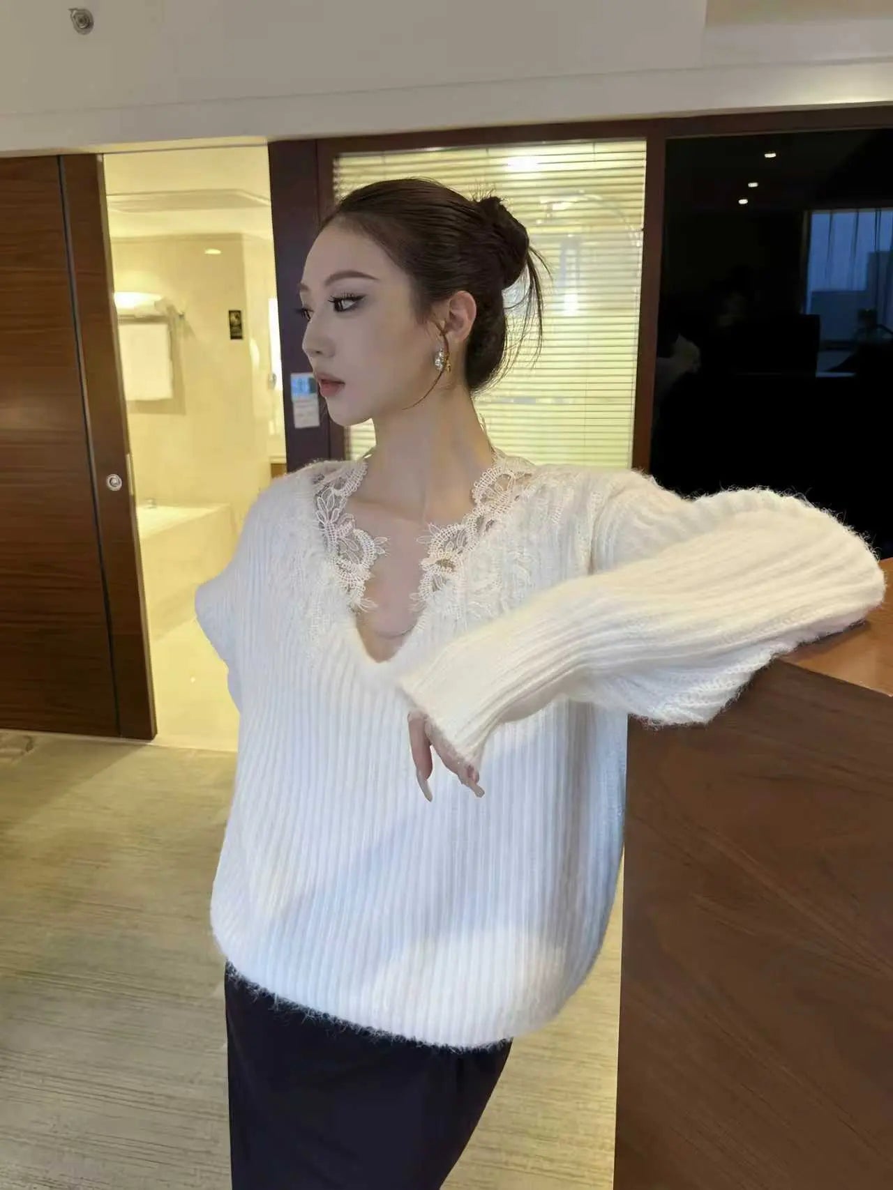 Relaxed Fit Lace V neck Sweater with Ribbed Detail - Velanocta