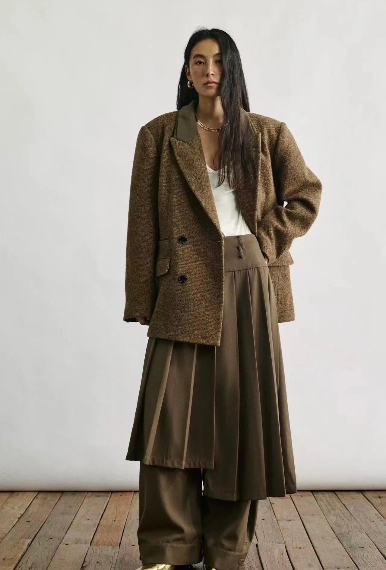 Wool-Blend Structured T-Shaped Blazer Coat - Velanocta