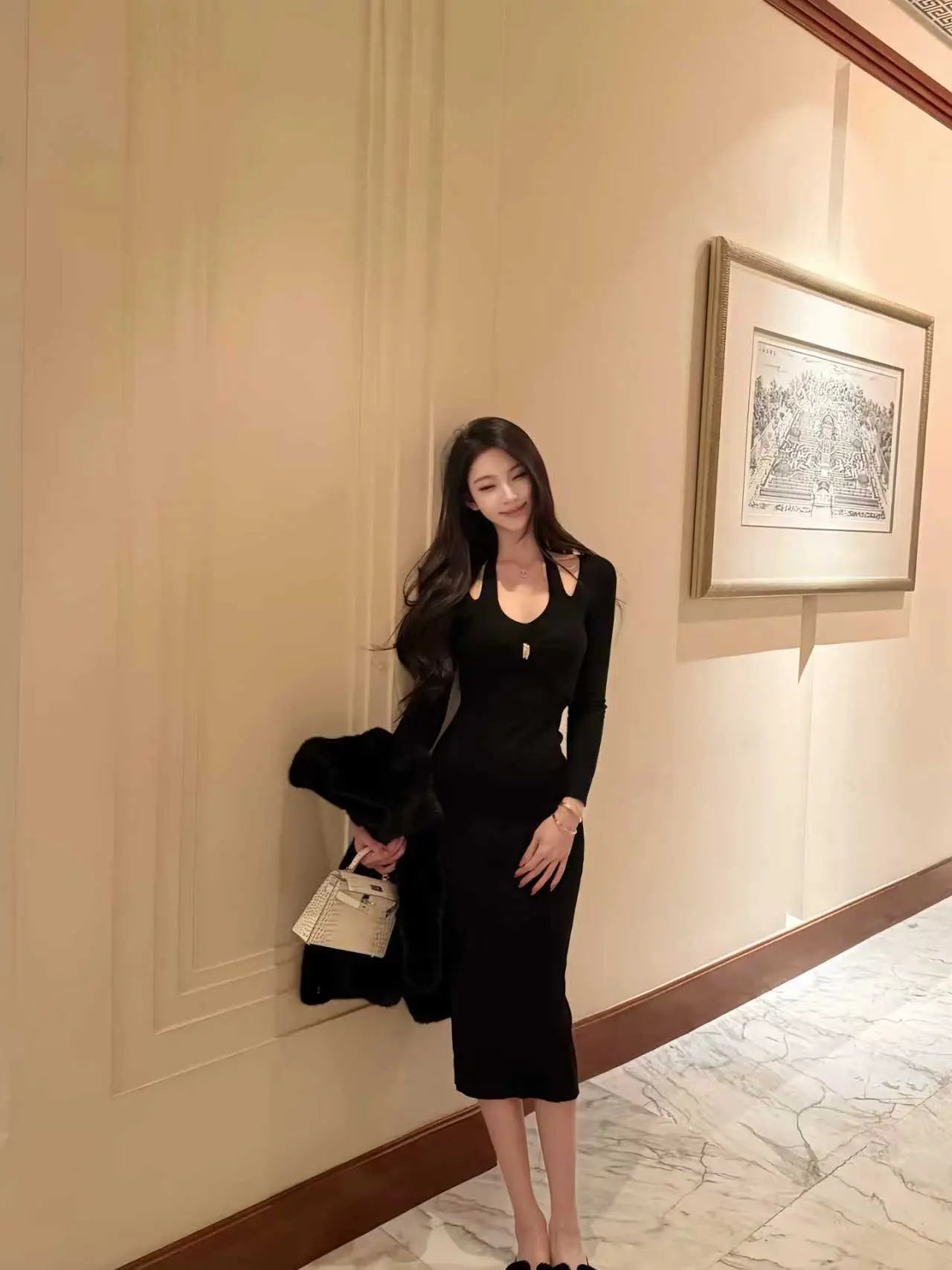 Halter Dress Ribbed Knit Midi - Velanocta