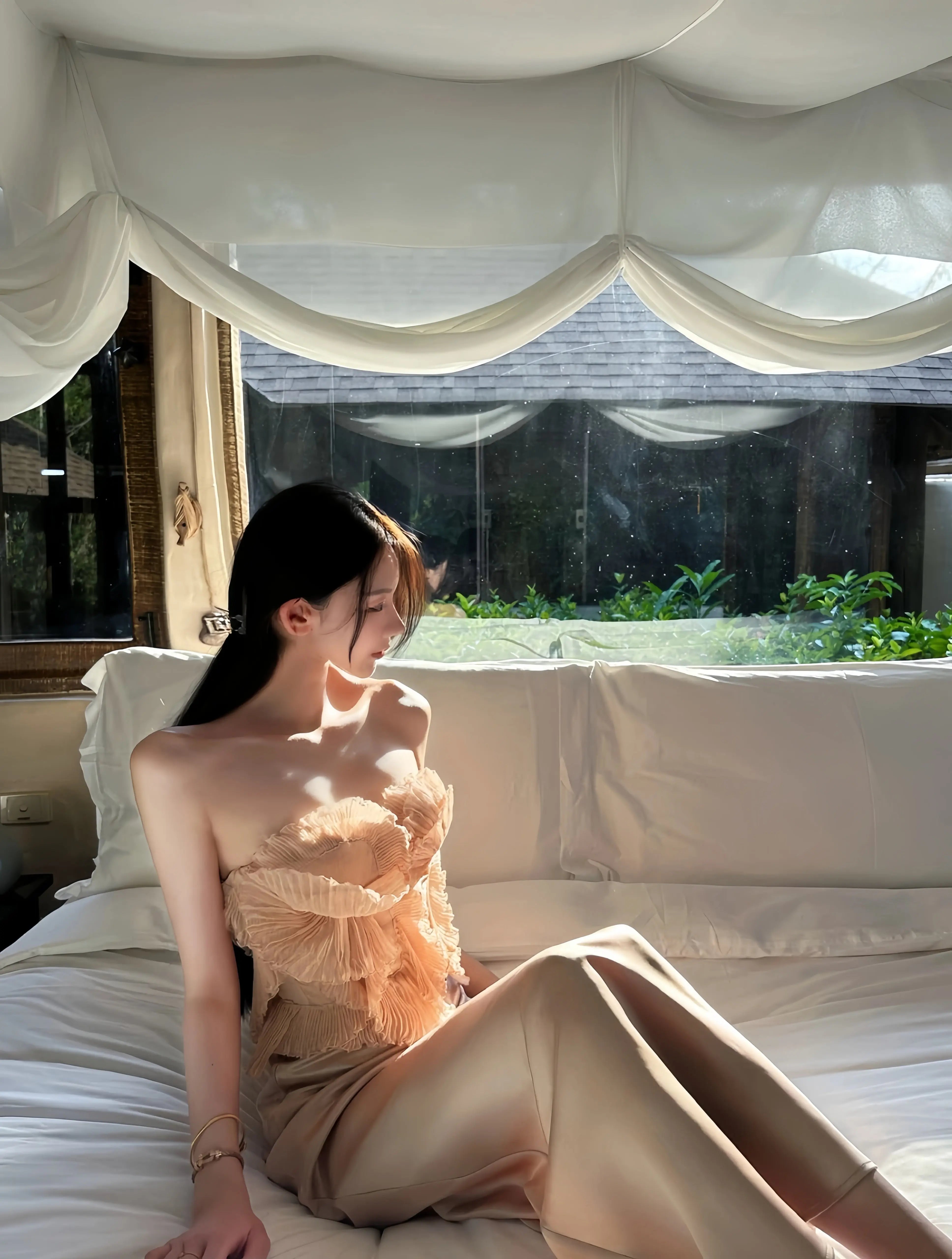 French Style Strapless Lace Ruffle Top - Velanocta