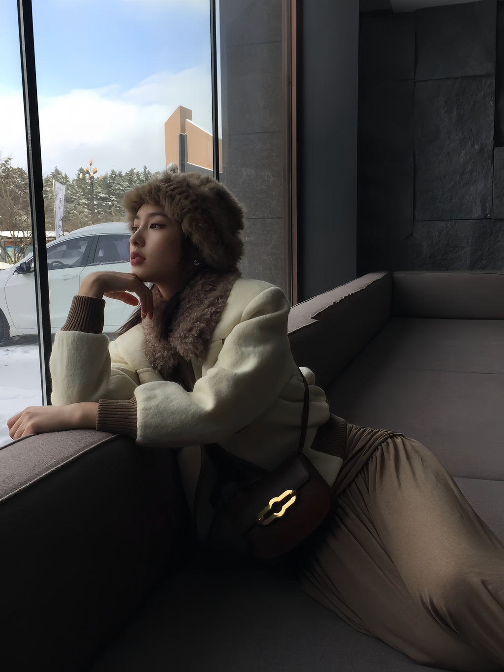 Faux Fur Collar Cropped Jacket