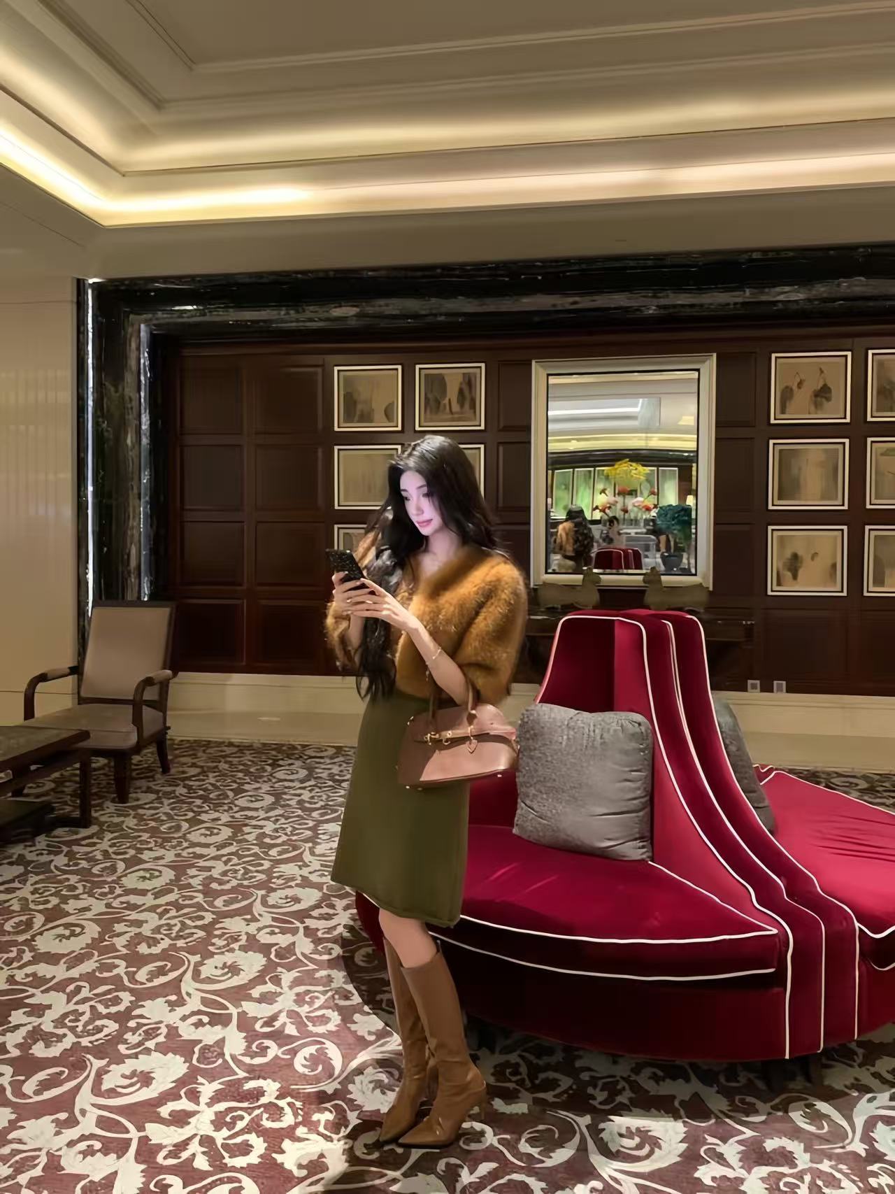 Luxury Eco Faux Fur Cropped Jacket