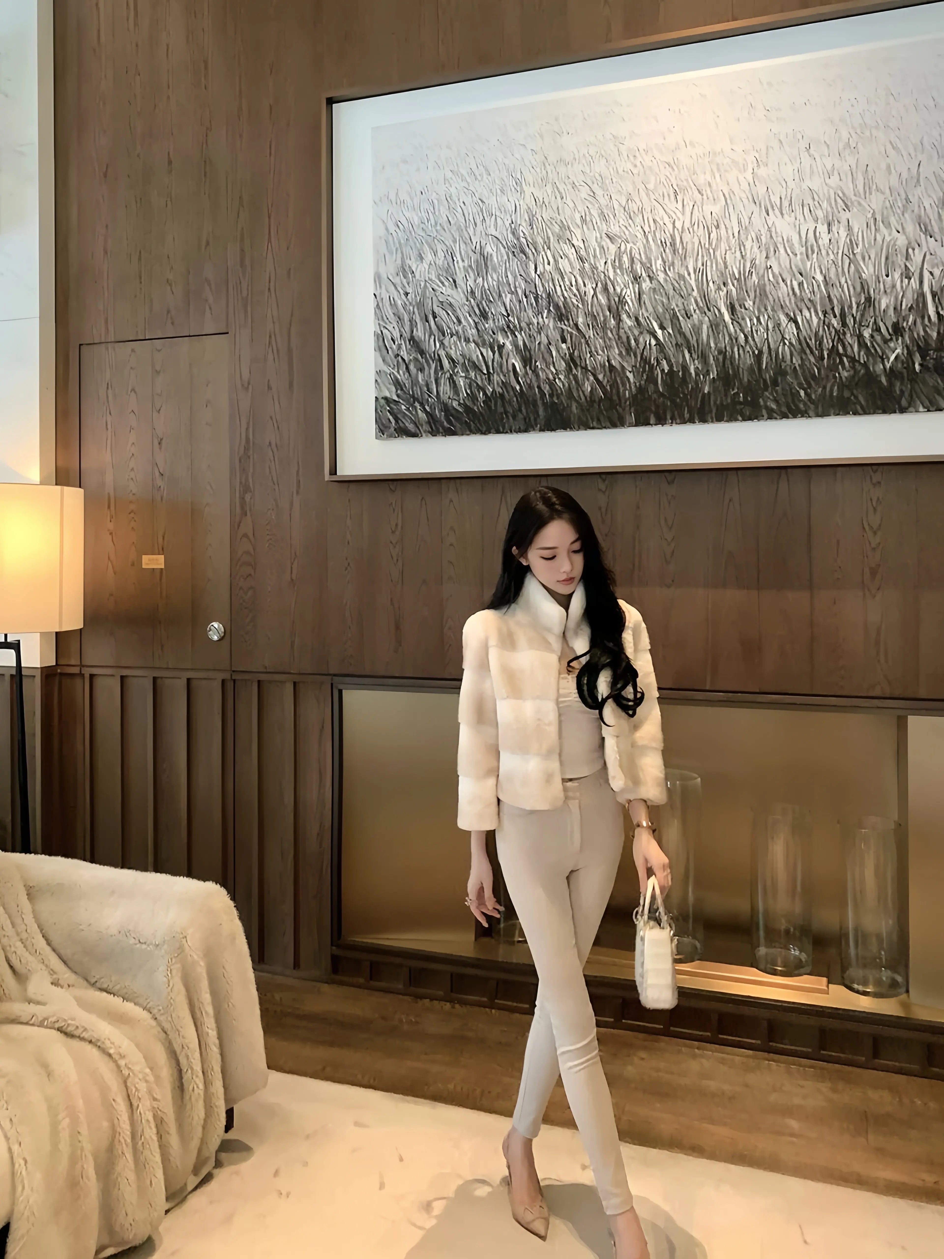 Short Faux Fur Stand-Collar Jacket - Velanocta