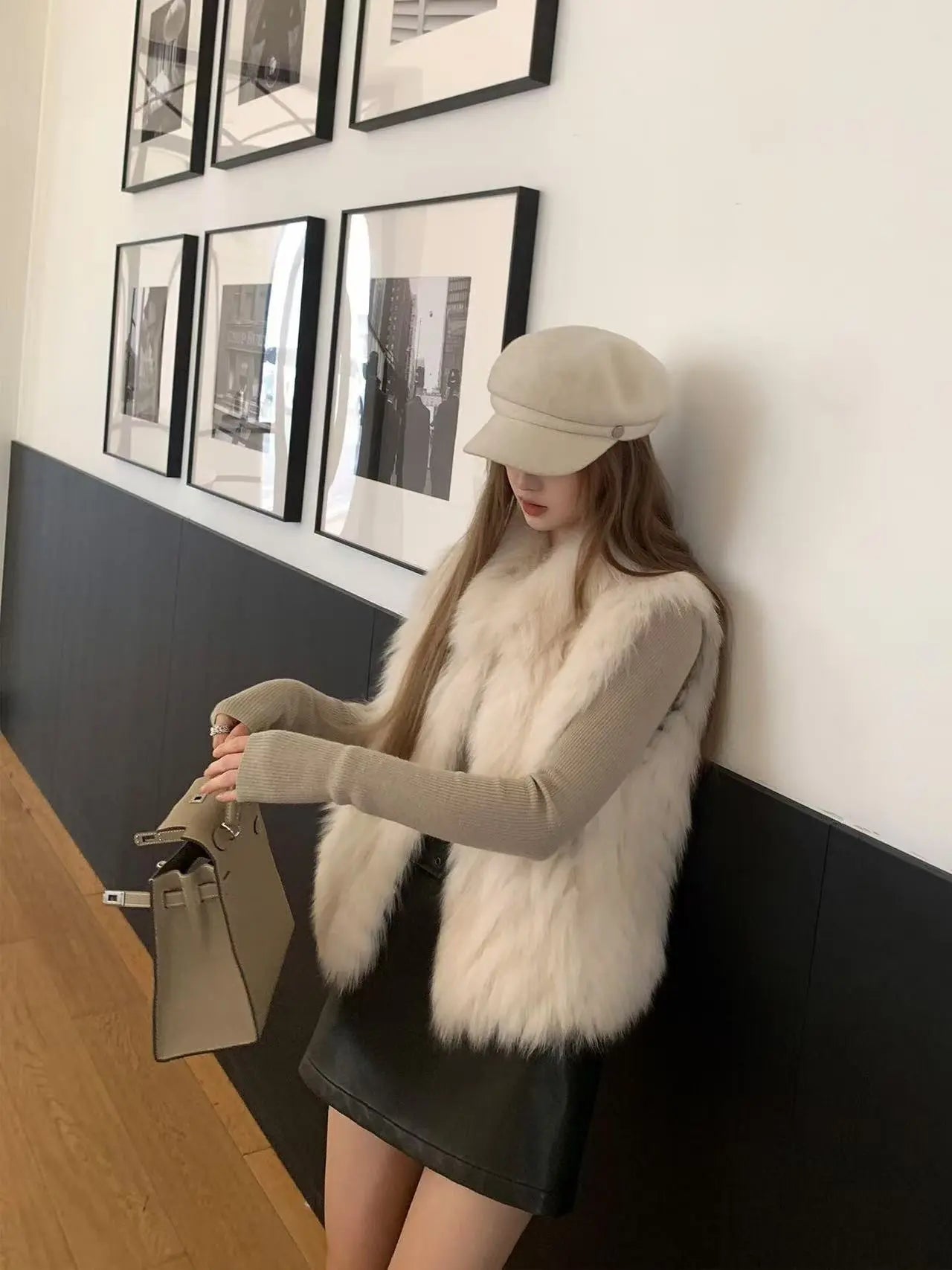 Panelled Fox Fur Stand-Collar Vest - Velanocta