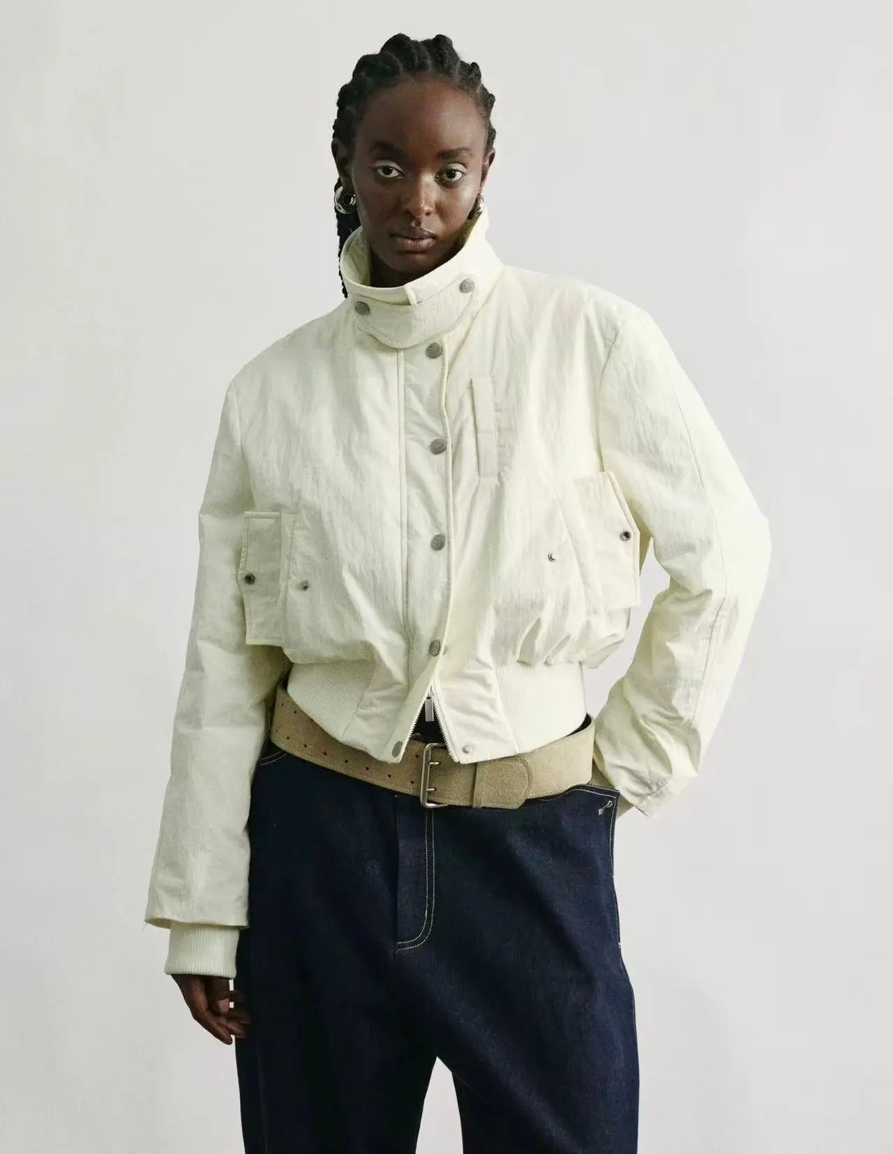 Cream White Stand Collar Cropped Down Jacket - Velanocta