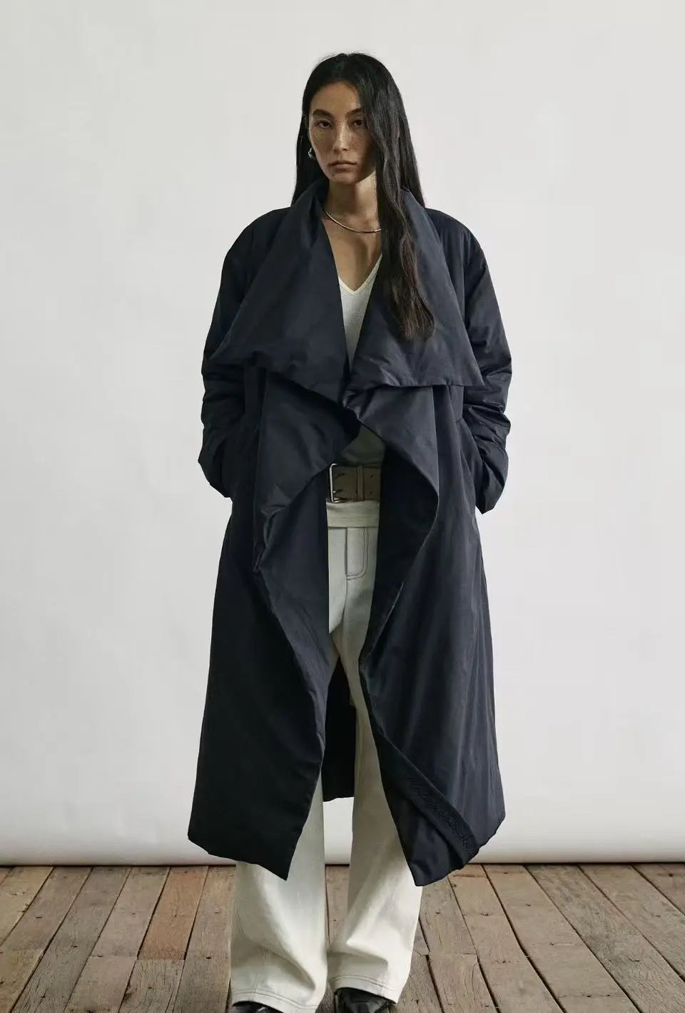 The Silhouette-Defining Belted Puffer Coat - Velanocta