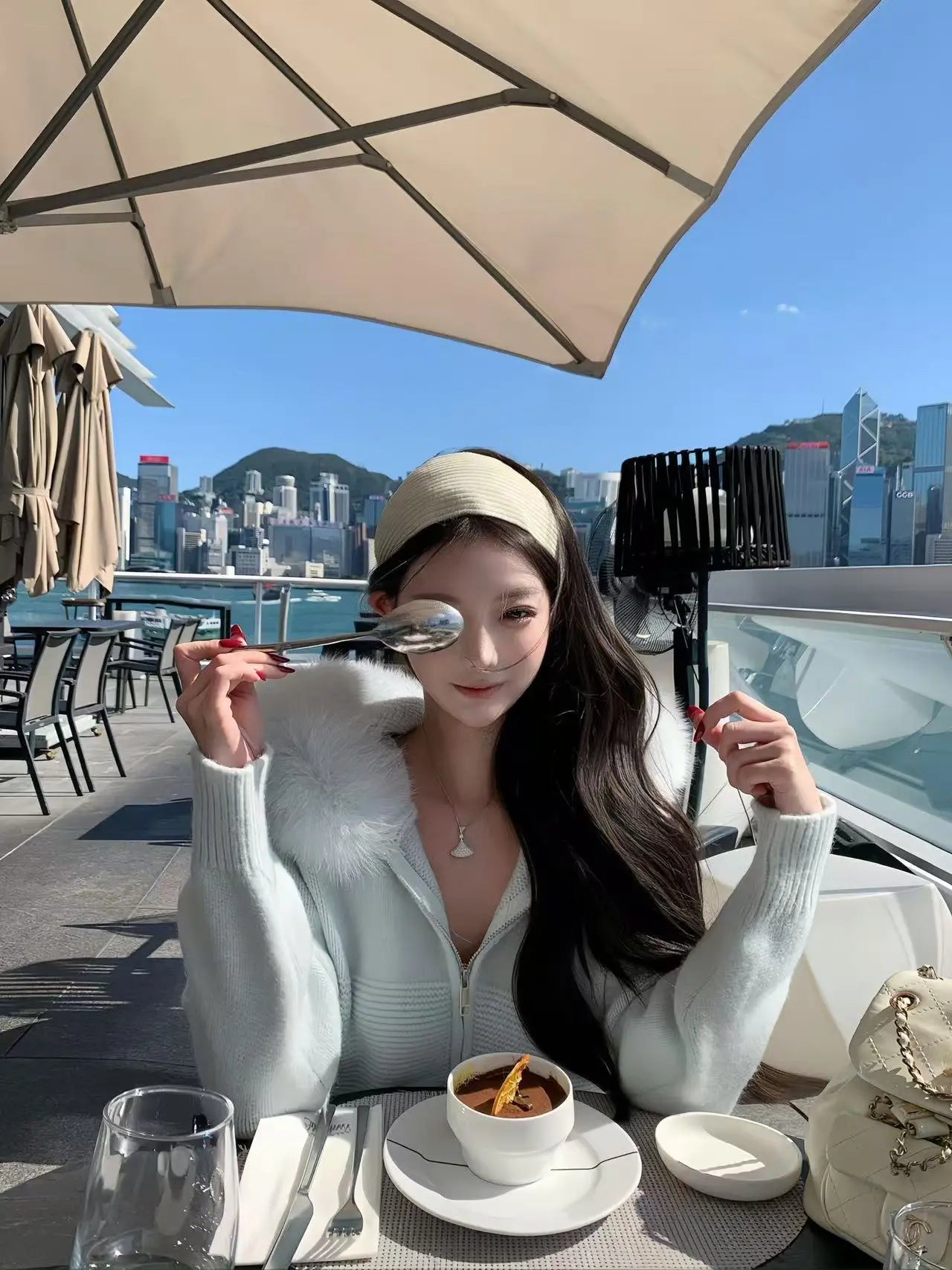 Fur-Trim Hooded Knit Top - Velanocta